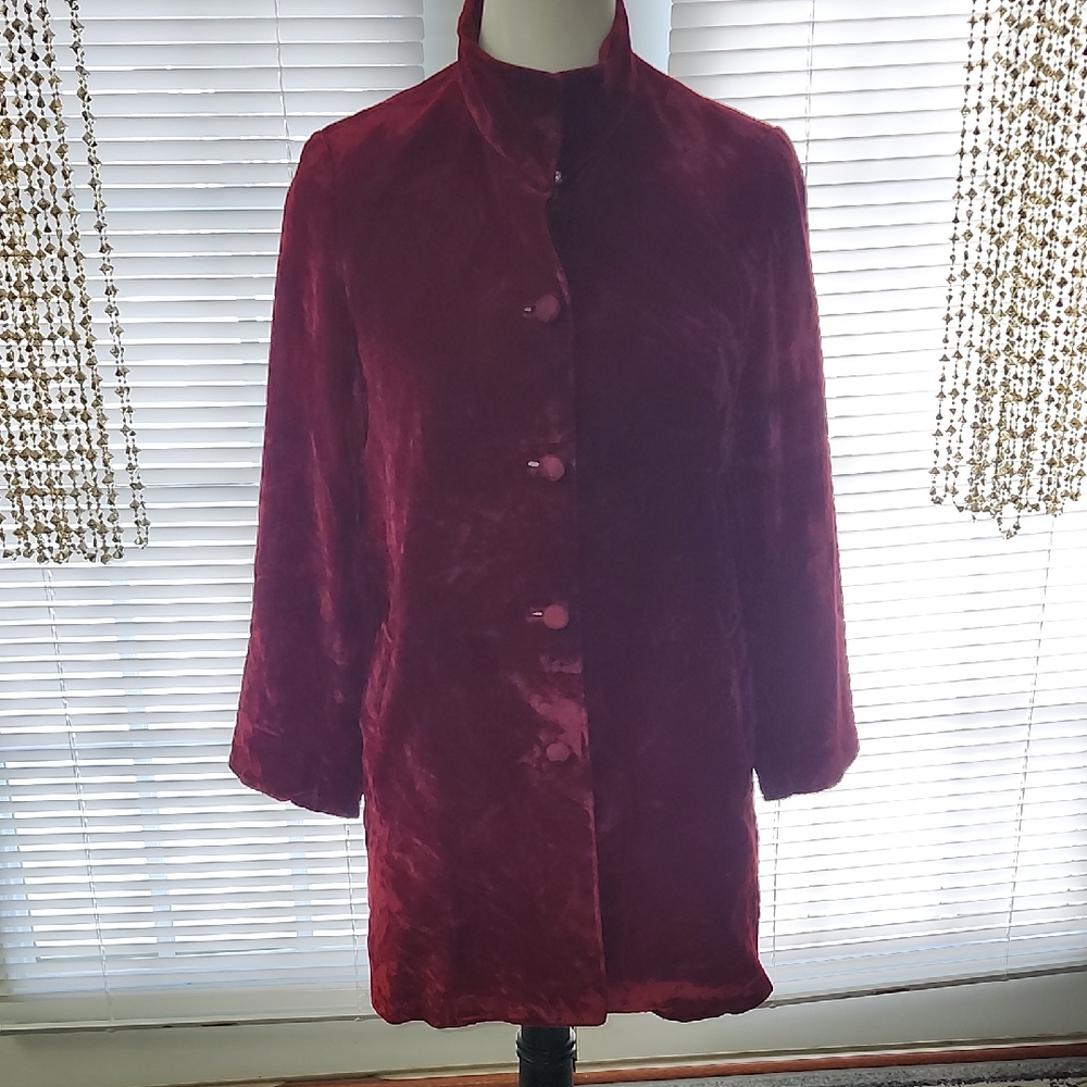 Elegant Women's Velvet Jacket - Rich Burgundy